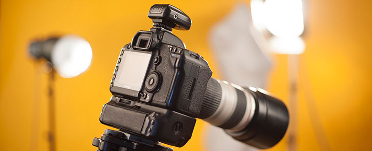 Ambientes efímeros para estudios de fotografía con alquiler de muebles