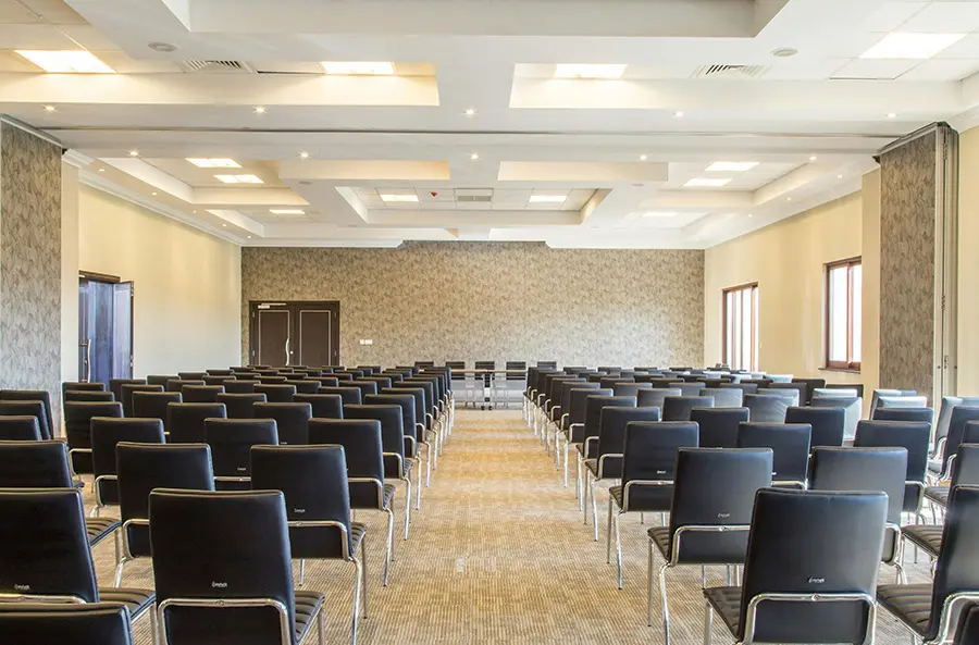 Calcular mobiliario para un evento