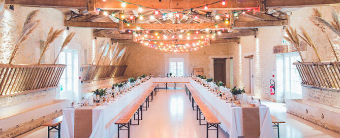 Mobiliario para eventos corporativos que refuerzan el trabajo en equipo